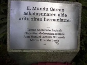 The memorial to the Basque guides at Hernani