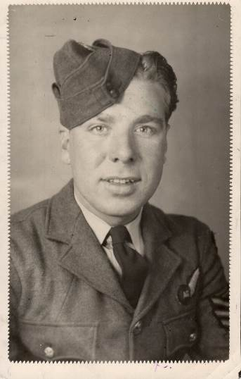 Albert de Bruin in RAF uniform